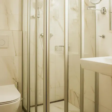 Baranekhof - Closest To The Kitzsteinhorn Капрун