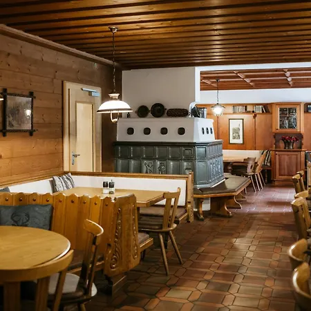 Baranekhof - Closest To The Kitzsteinhorn