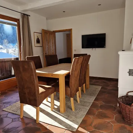 Отель Baranekhof - Closest To The Kitzsteinhorn 3*