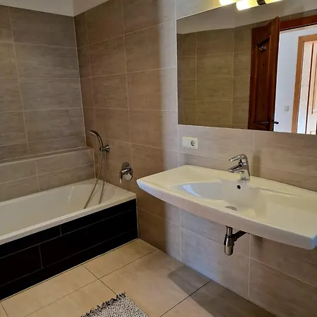 Hotel Hinterwald 8